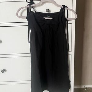 Black Sleeveless Dress with Bow Detail